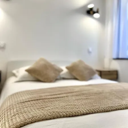 T2 Hyper Centre 3 Etoiles Rue Du Casino Apartment *