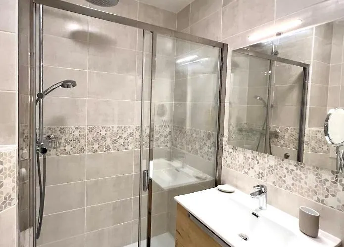 T2 Hyper Centre 3 Etoiles Rue Du Casino Aix-les-Bains